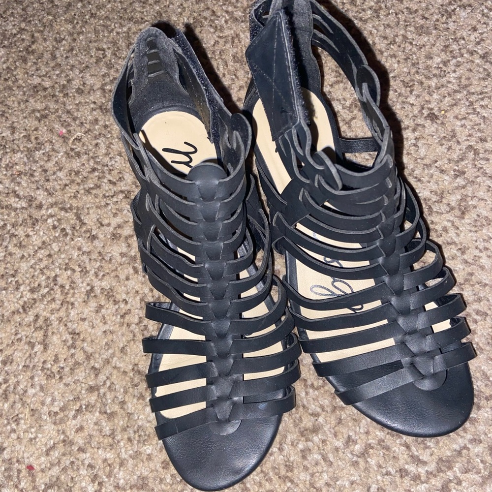 Kids size 6 heels